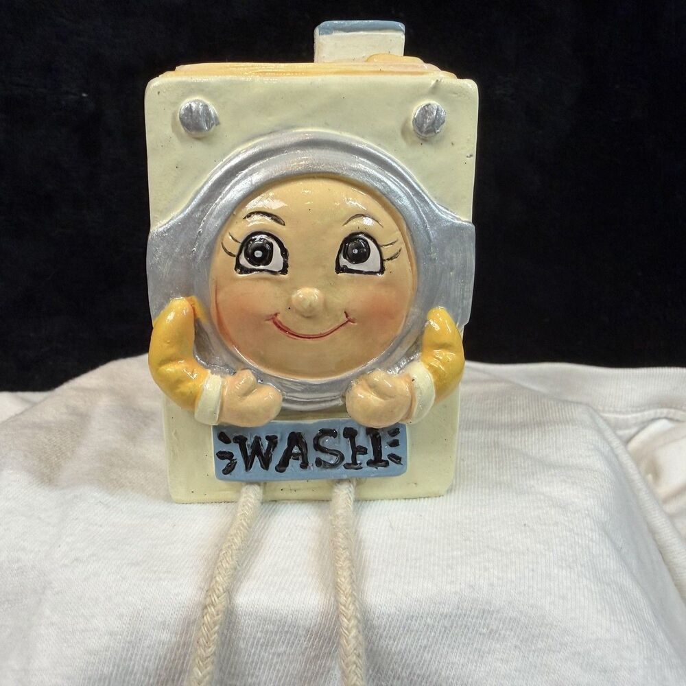 Shelf Sitter Anthropomorphic Laundry Wash Washer Hanging Leg Vintage Rare